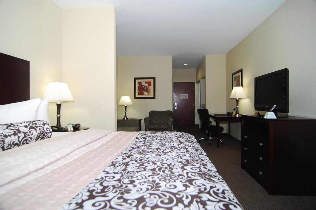 Best Western Plus Katy Inn And Suites Bilik gambar