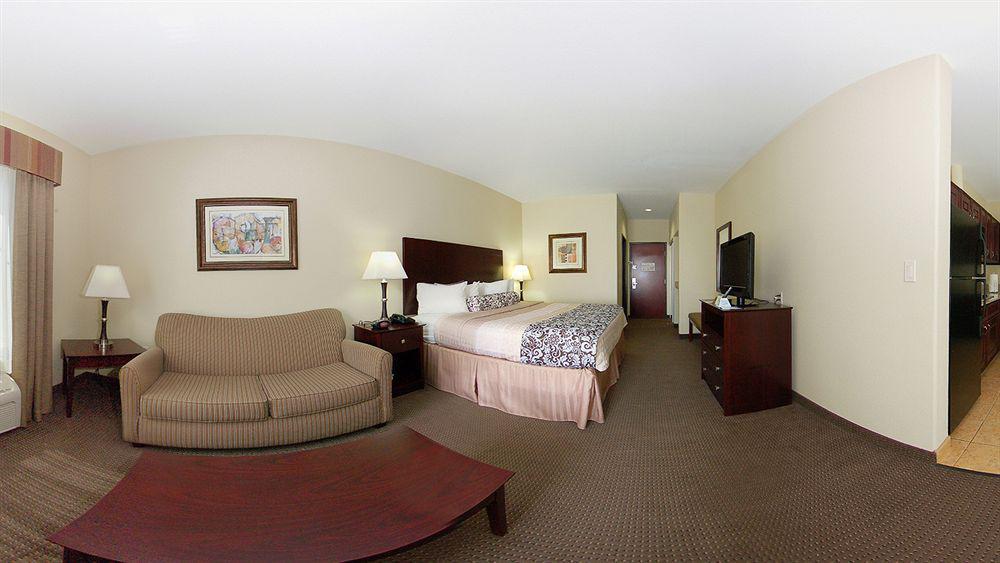 Best Western Plus Katy Inn And Suites Bilik gambar